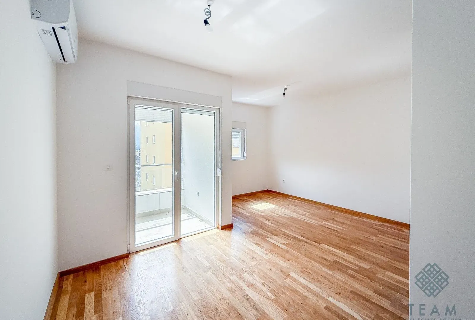 Sale, studio apartment, 31m², Bečići, Budva