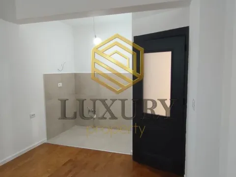 Rent, one bedroom apartment, 45m², Zagorič, Podgorica - image 13