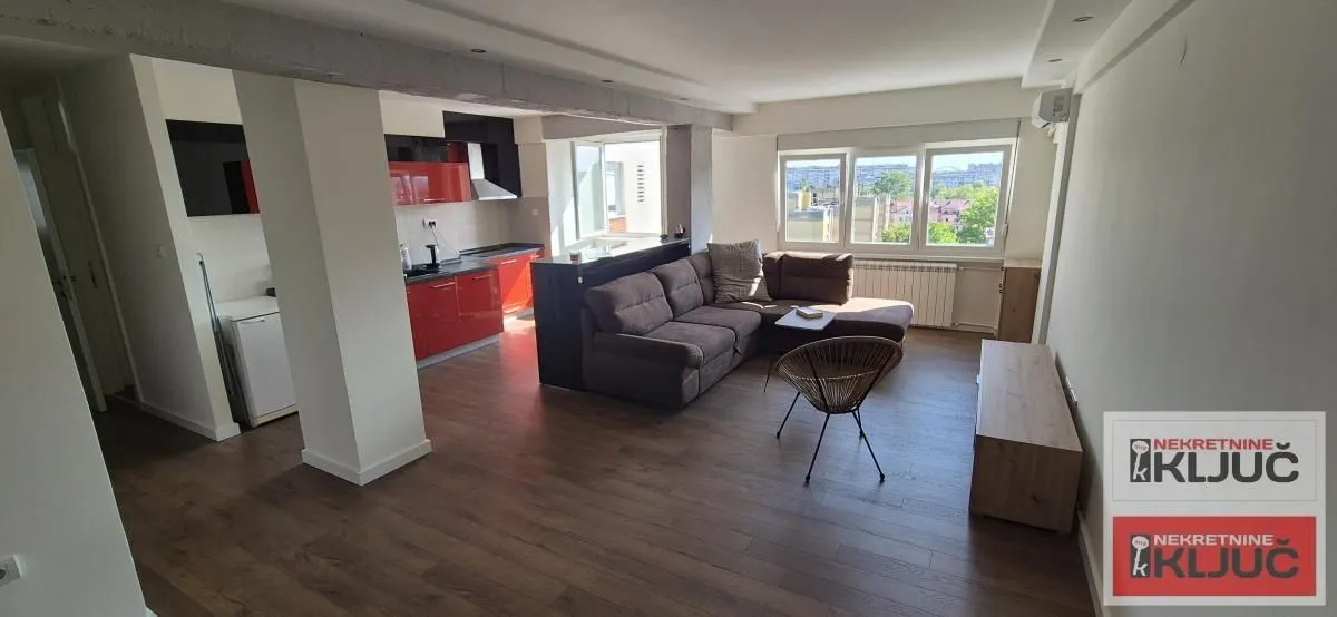 Prodaja, dvosoban stan, 57m², Sajmište, Novi Sad