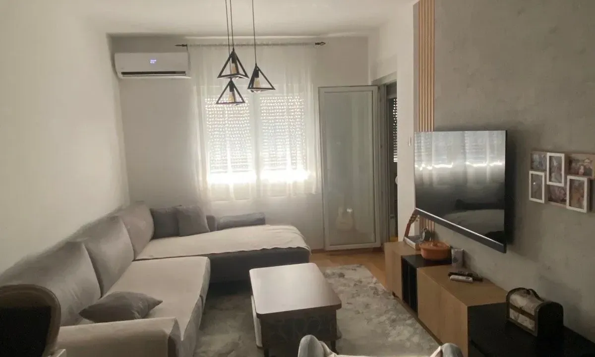 Rent, one bedroom apartment, 45m², Pobrežje, Podgorica