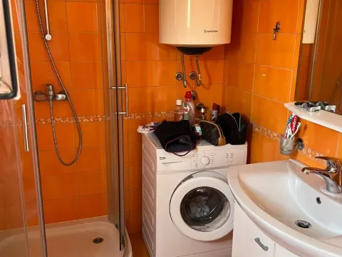 Prodaja, stan, 56m², Tivat, Crna Gora - image 4