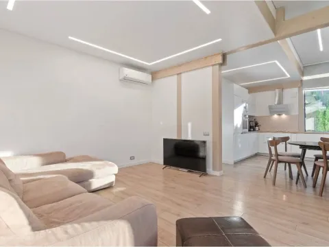 Sale, house, 172m², Kalimanj, Tivat - image 6