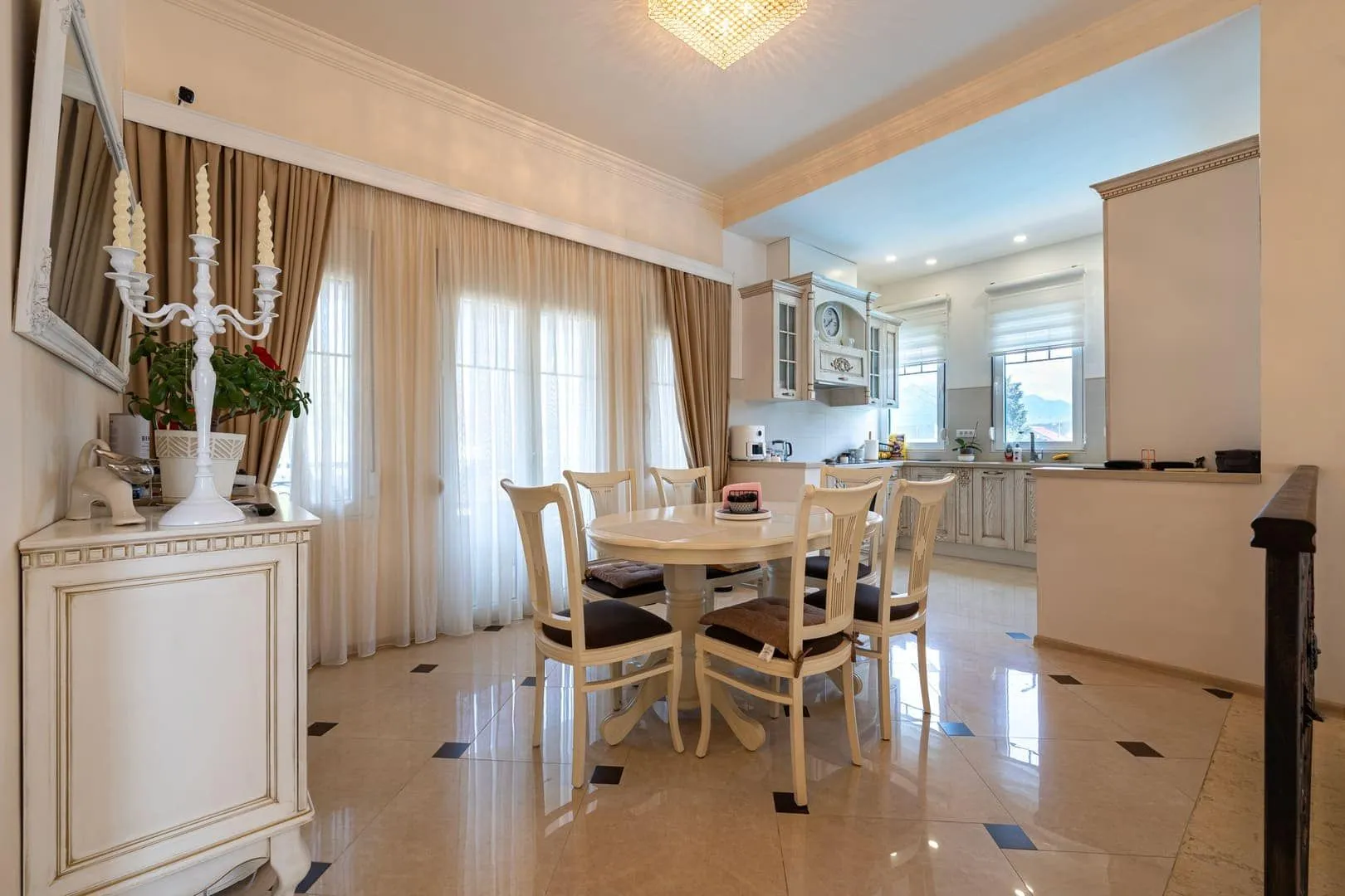 Prodaja, kuća, 277m², Radovići, Tivat