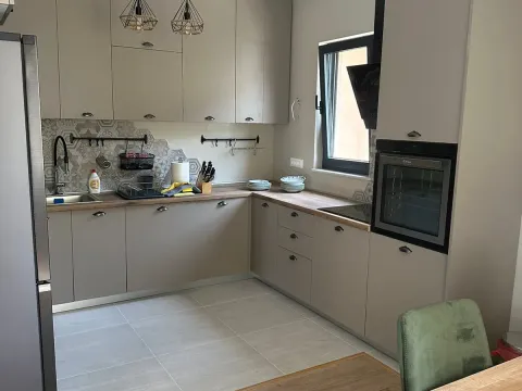 Prodaja, kuća, 230m², Budva, Crna Gora - image 2