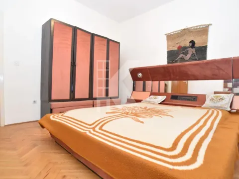 Sale, house, 240m², Dahna, Podgorica - image 15