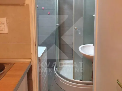 Rent, studio apartment, 30m², Centar, Podgorica - image 5