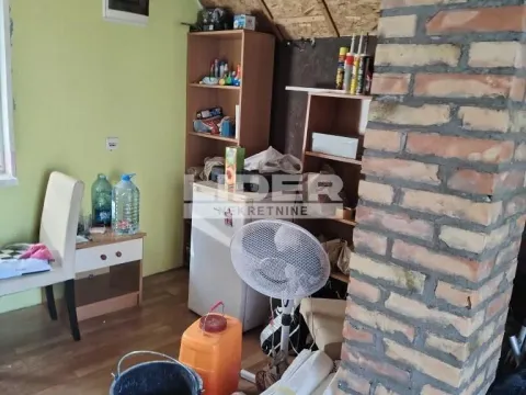 Prodaja, kuća, 42m², Krčedin, Inđija - image 19