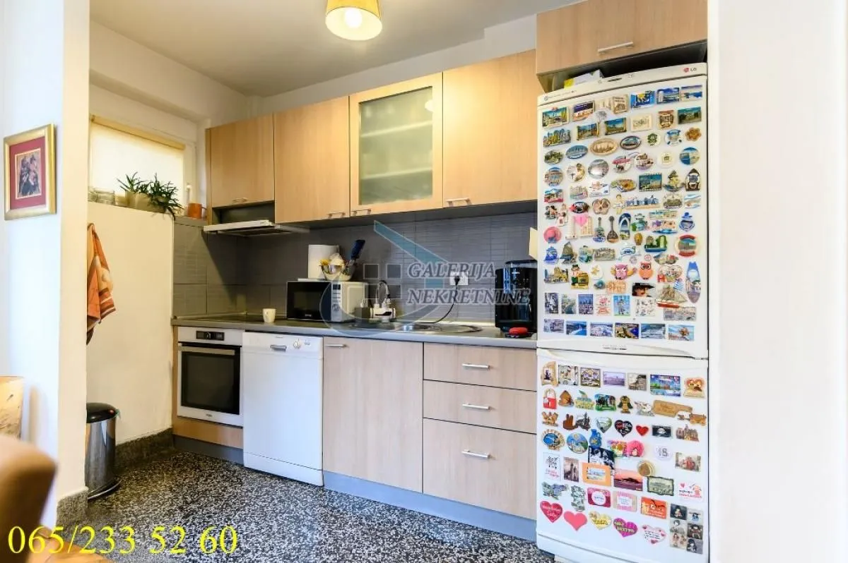 Prodaja, dvosoban stan, 61m², Slavujev Venac, Zvezdara Sve Podlokacije