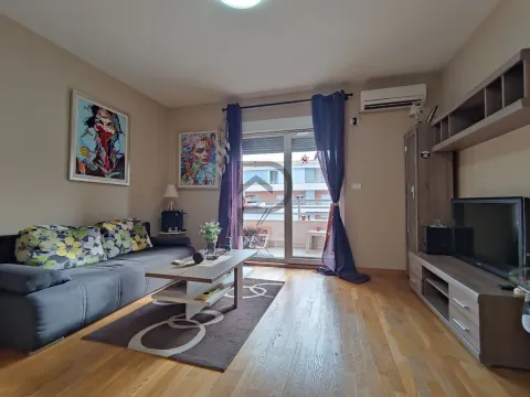 Rent, apartment, 31m², City Kvart, Podgorica - image 2