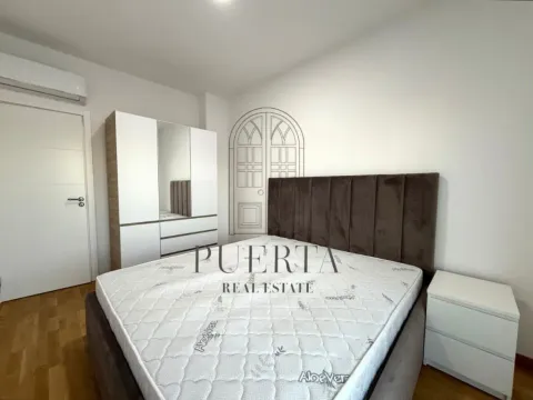 Izdavanje, jednosoban stan, 45m², Pobrežje, Podgorica - image 9