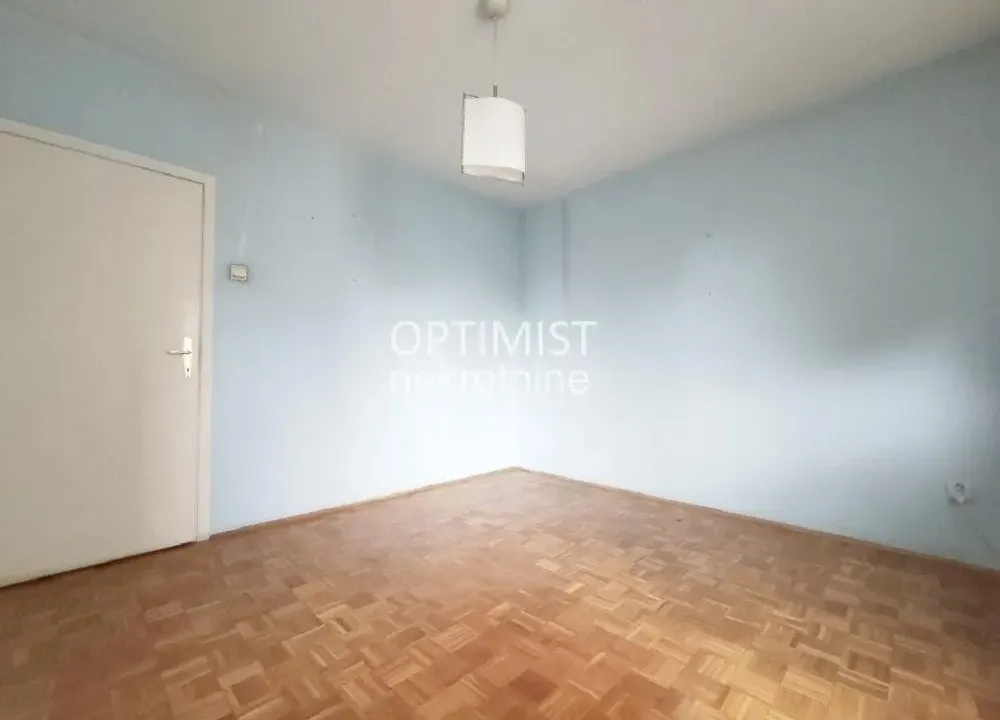 Prodaja, dvosoban stan, 77m², Čukarica, Beograd