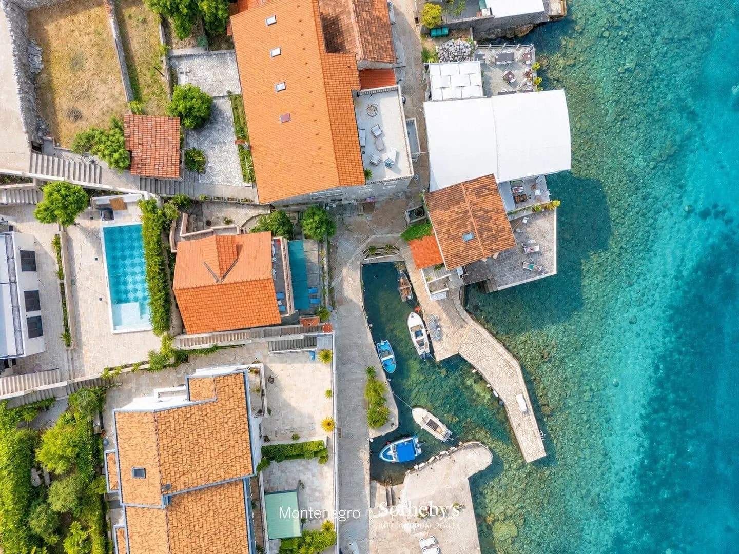 Sale, house, 180m², Krašići, Tivat