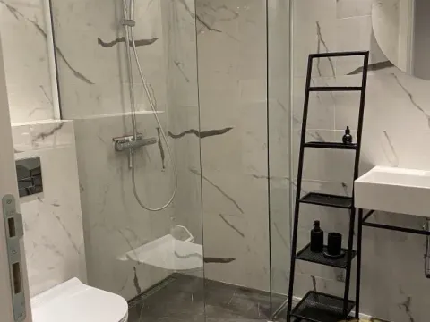 Izdavanje, trosoban stan, 64m², Šumice, Beograd - image 9