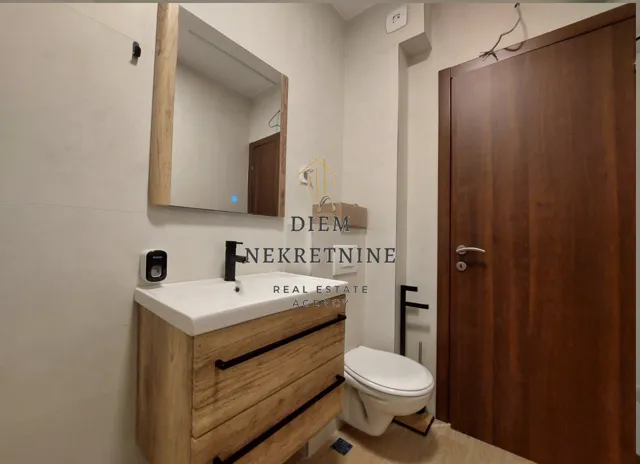 Prodaja, trosoban stan, 86m², Radanovići, Kotor