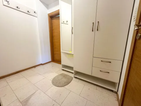 Rent, one bedroom apartment, 35m², Nova Dalmatinska, Podgorica - image 8