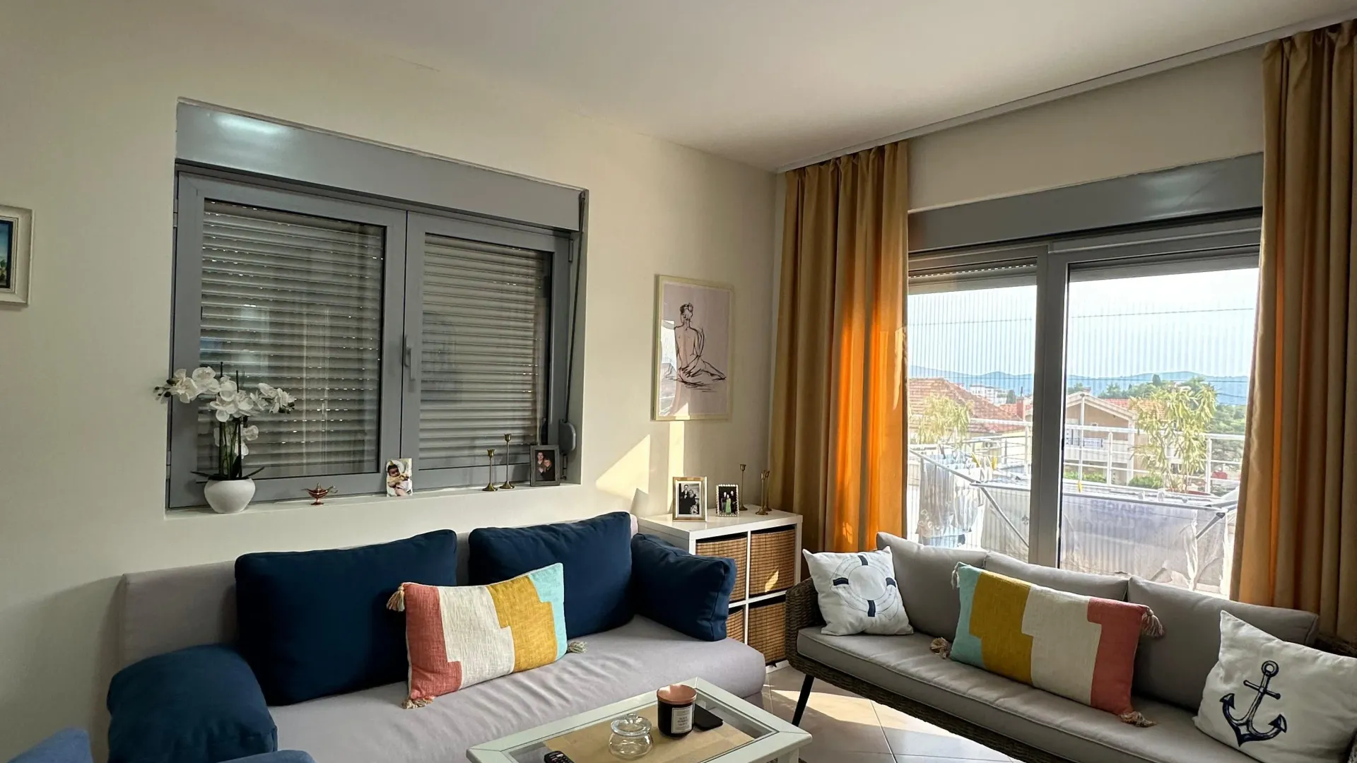 Izdavanje, jednosoban stan, 48m², Tivat, Crna Gora