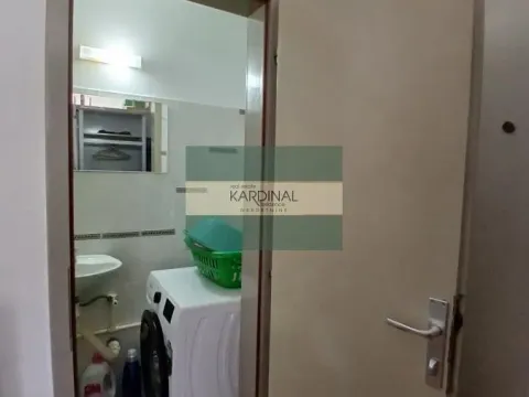 Izdavanje, trosoban stan, 78m², Centar, Jagodina - image 34