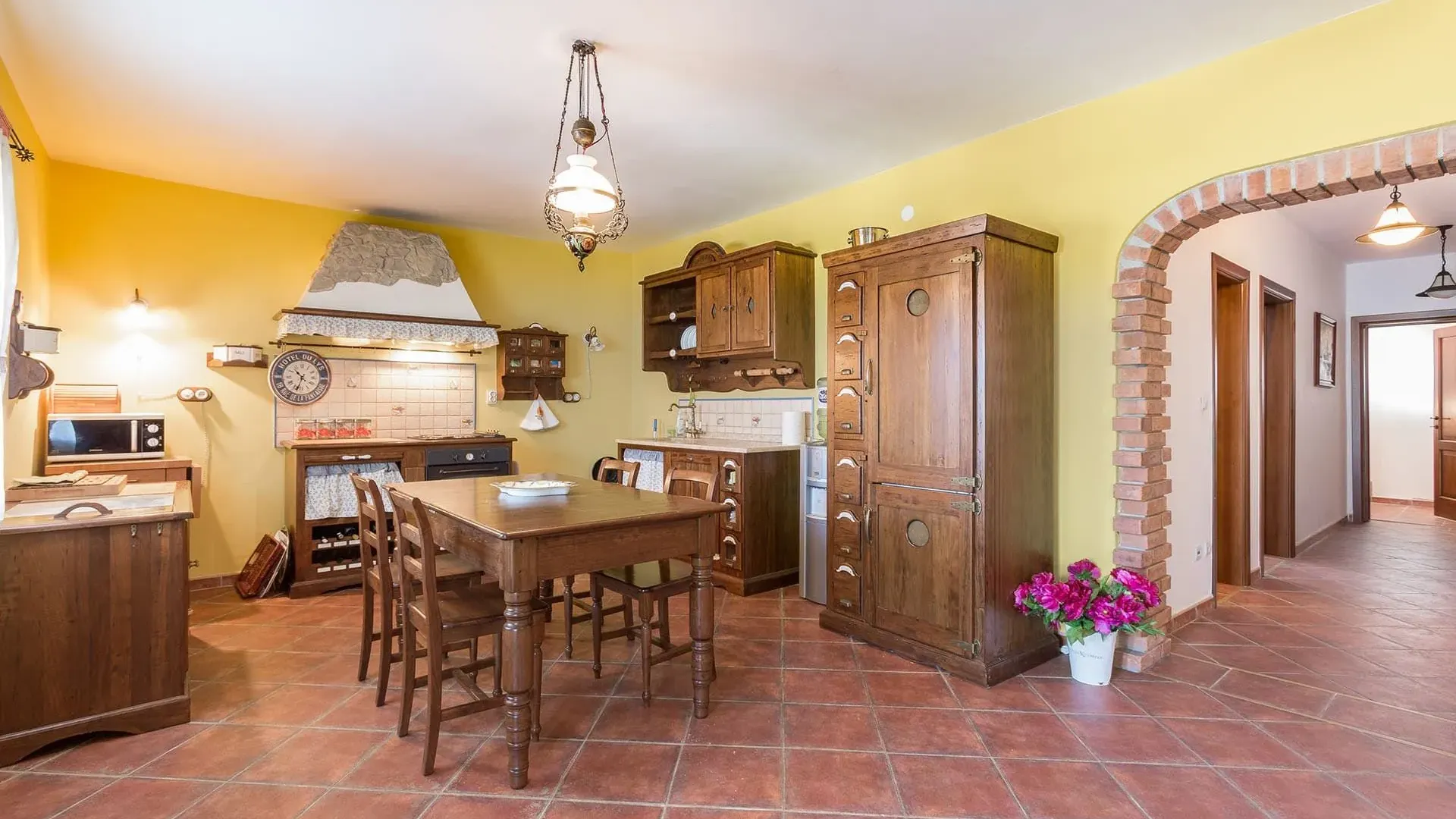 Sale, house, 365m², Dobrota, Kotor