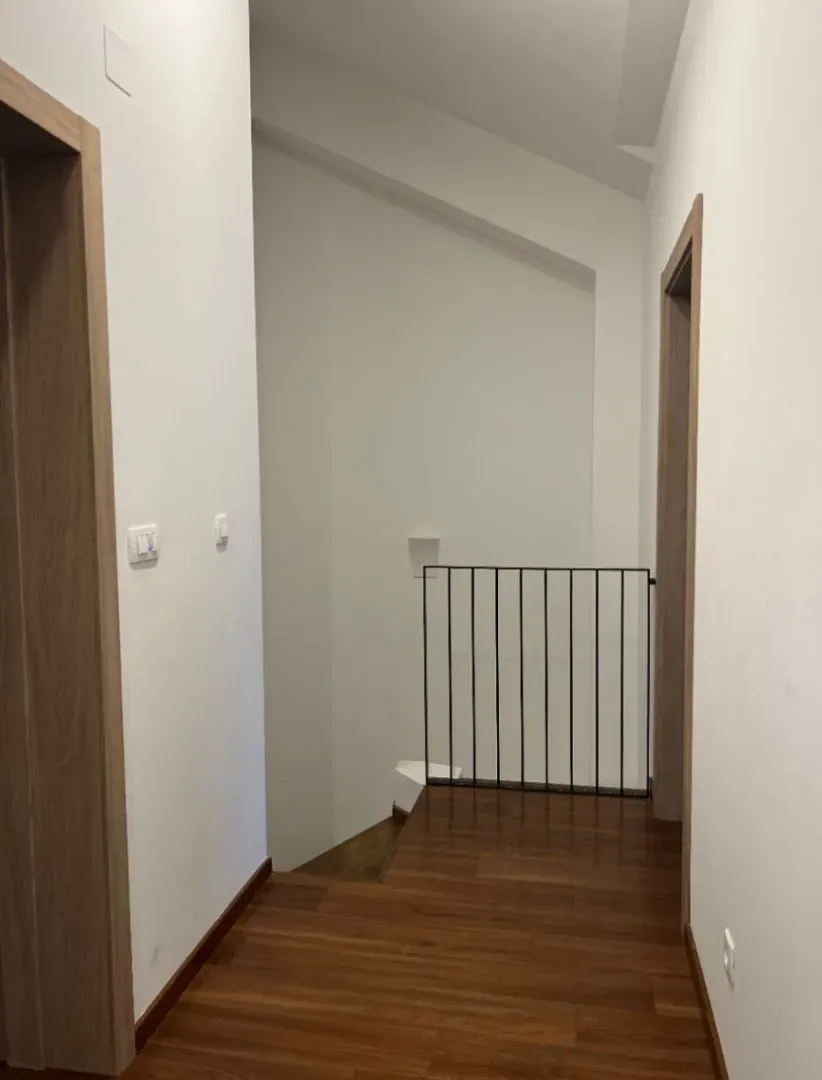 Izdavanje, četvorosoban stan, 110m², Master Kvart, Podgorica