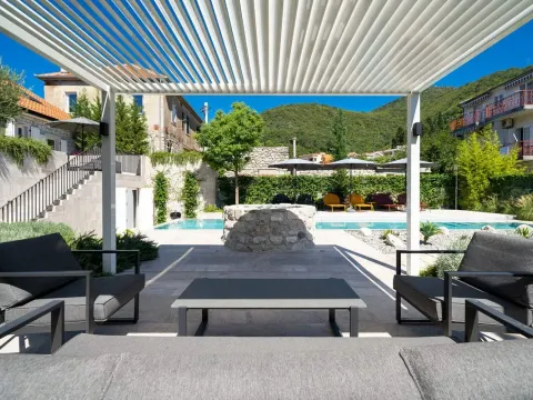 Izdavanje, kuća, 170m², Tivat, Crna Gora - image 4