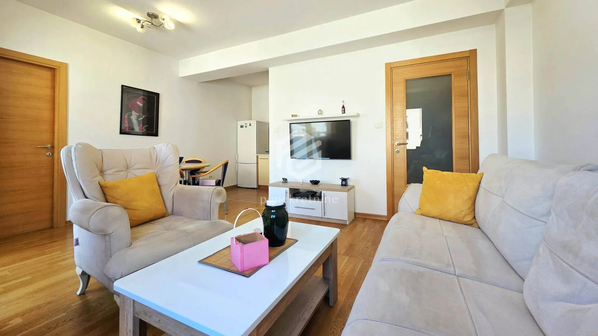 Rent, one bedroom apartment, 52m², Pobrežje, Podgorica