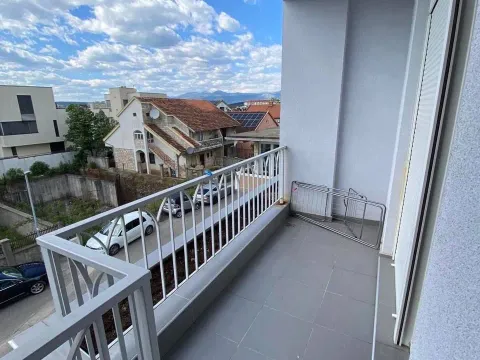 Rent, one bedroom apartment, 40m², Stari Aerodrom, Podgorica - image 4