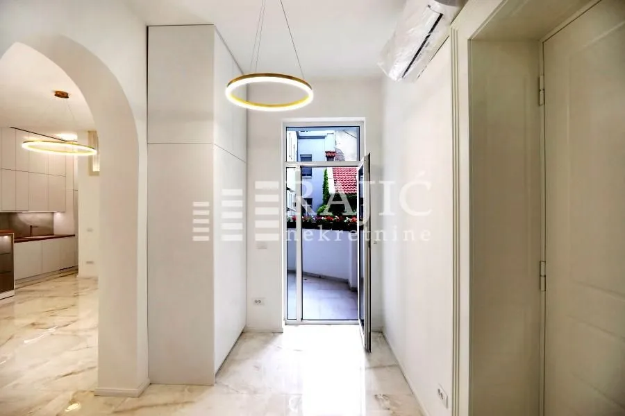 Rent, office space, 116m², Kalemegdan, Beograd