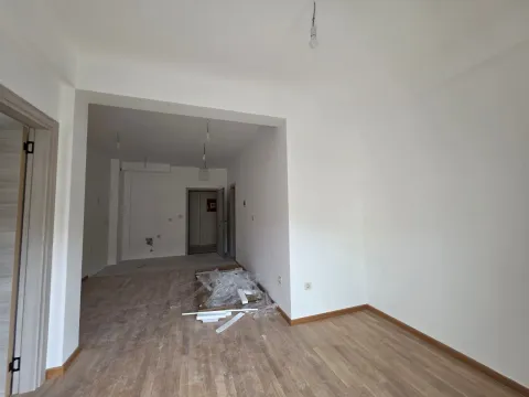 Sale, one bedroom apartment, 40m², Budva, Crna Gora - image 18