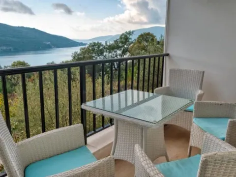 Prodaja, dvosoban stan, 135m², Kumbor, Herceg Novi - image 7