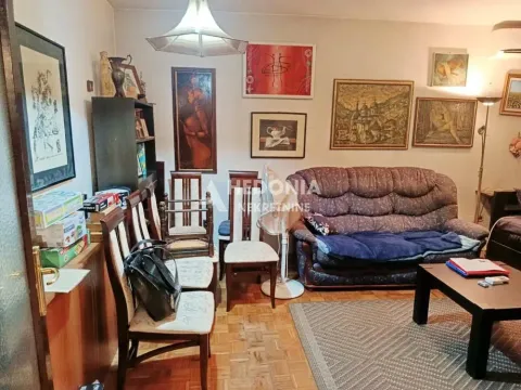 Sale, three bedroom apartment, 85m², Zemun Gornji Grad, Zemun Sve Podlokacije - image 2