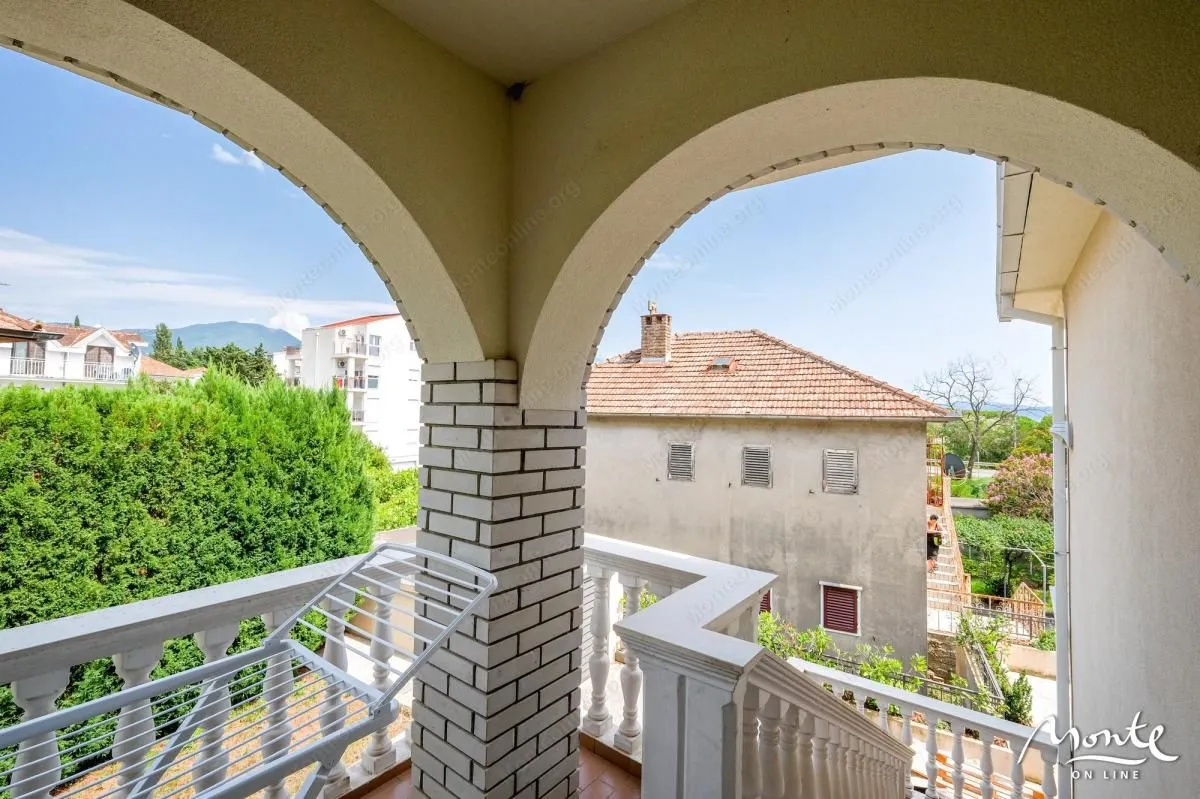 Prodaja, kuća, 200m², Bijela, Herceg Novi
