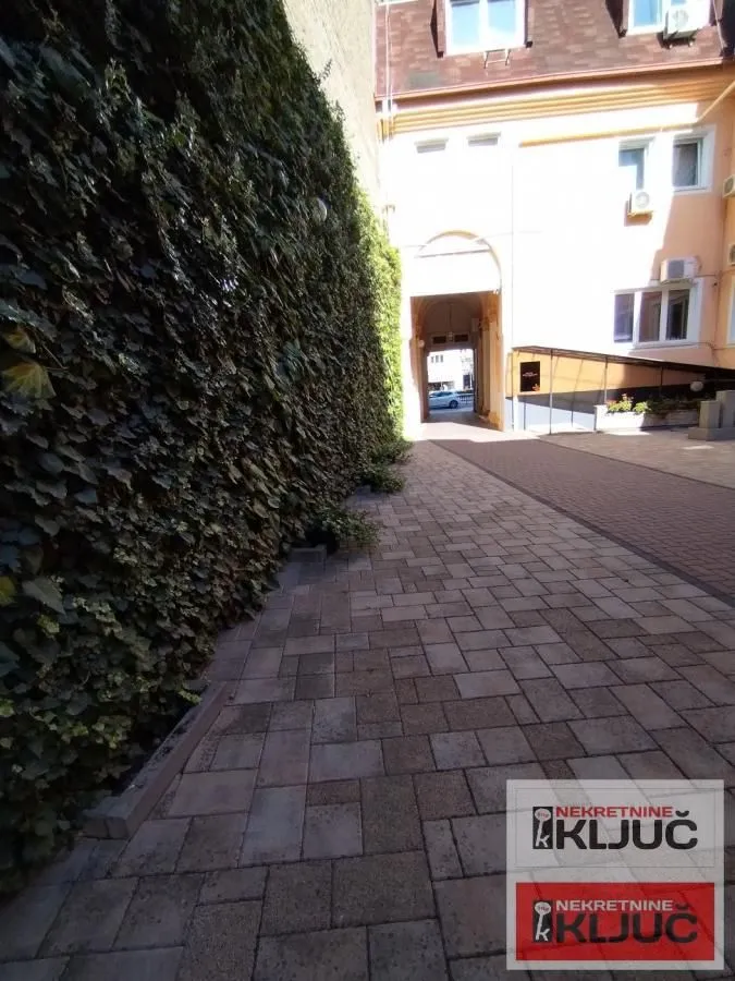 Rent, office space, 350m², Centar, Novi Sad