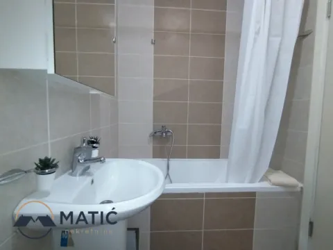 Prodaja, dvosoban stan, 51m², Centar, Novi Sad - image 10