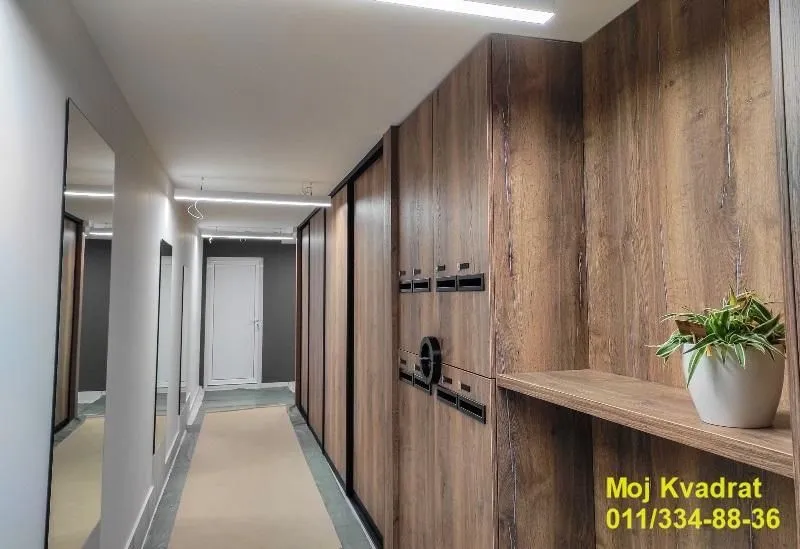 Prodaja, trosoban stan, 92m², Autokomanda, Voždovac Sve Podlokacije