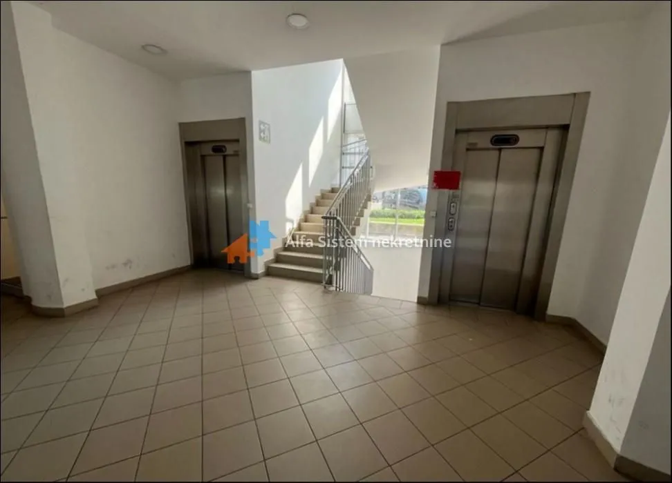 Sale, three bedroom apartment, 107m², Novi Beograd Blok 67, Novi Beograd Sve Podlokacije