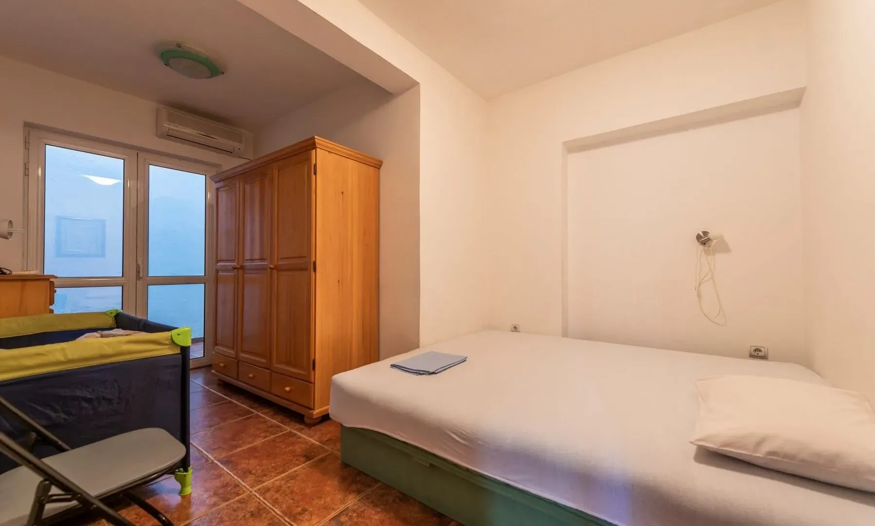 Sale, house, 400m², Dobrota, Kotor