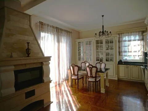 Prodaja, kuća, 270m², Zelenika, Herceg Novi - image 2