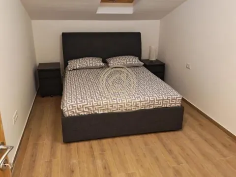 Izdavanje, trosoban stan, 80m², Savski Venac, Beograd - image 9