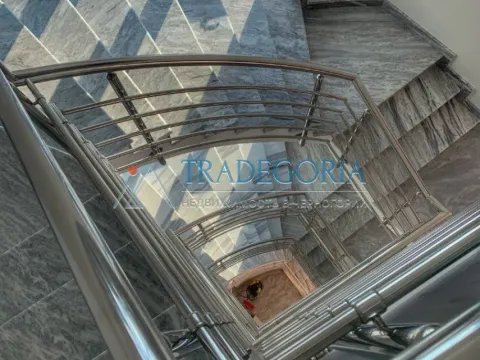 Prodaja, kuća, 670m², Bar, Crna Gora - image 13