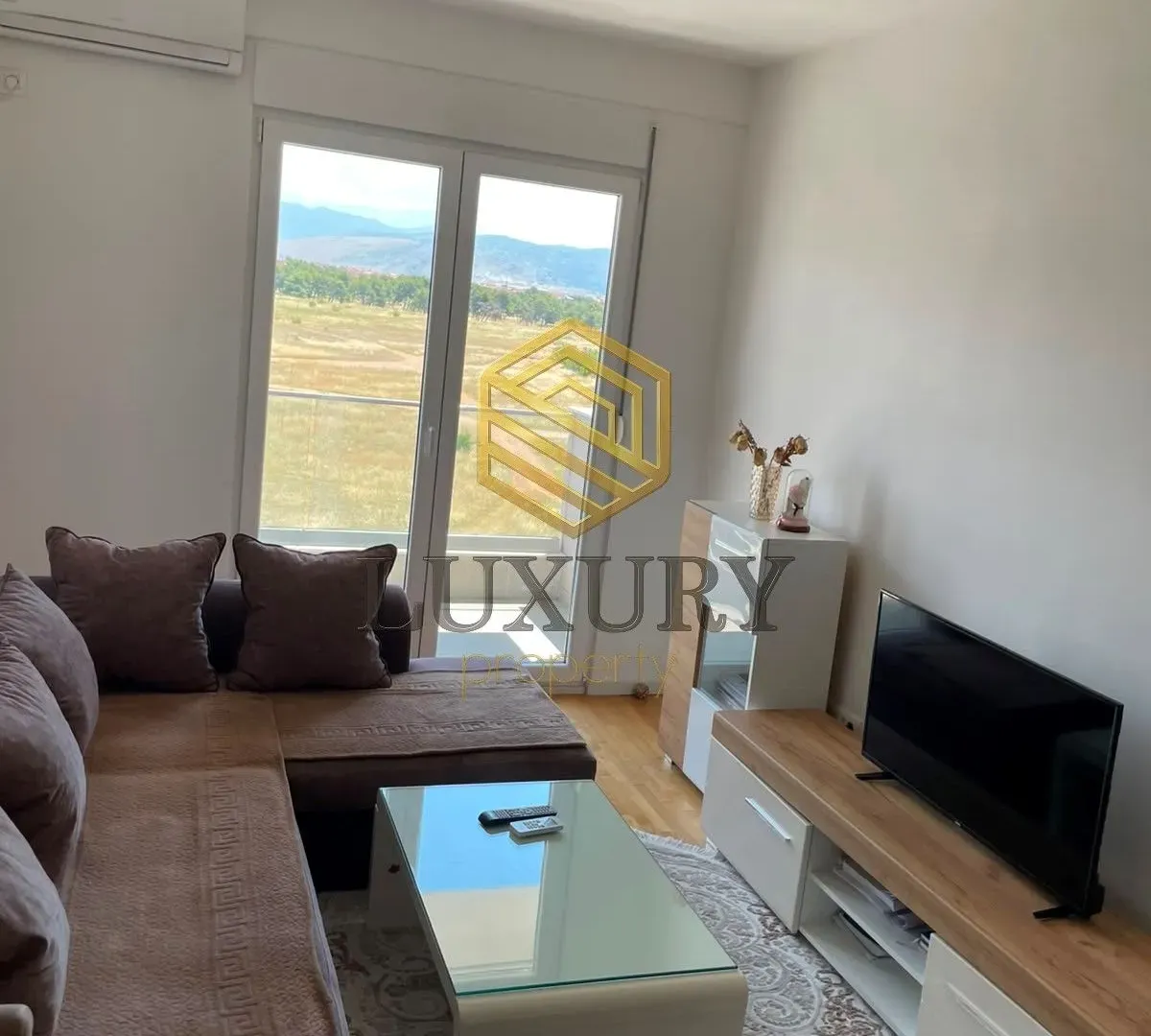 Rent, one bedroom apartment, 43m², Stari Aerodrom, Podgorica