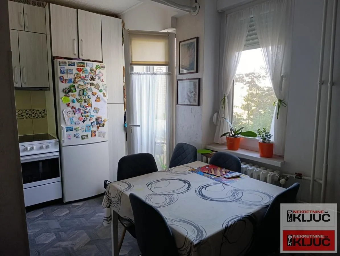 Prodaja, dvosoban stan, 50m², Avijatičarsko naselje, Novi Sad Sve Podlokacije