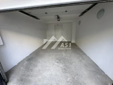 Izdavanje, trosoban stan, 54m², Grbavica, Novi Sad Sve Podlokacije - image 10