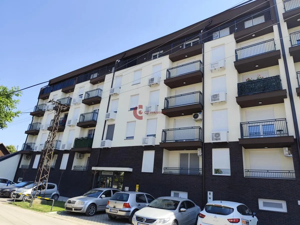 Prodaja, dvosoban stan, 50m², Bajnat, Subotica