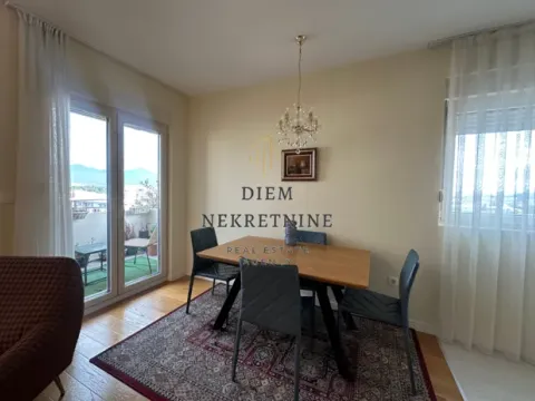 Izdavanje, trosoban stan, 95m², Central Point, Podgorica - image 12