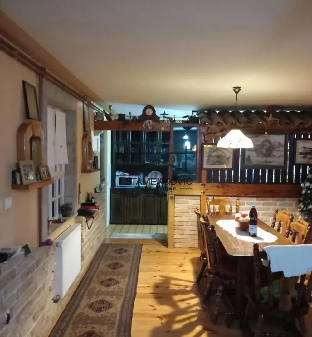 Prodaja, kuća, 302m², Herceg Novi, Crna Gora