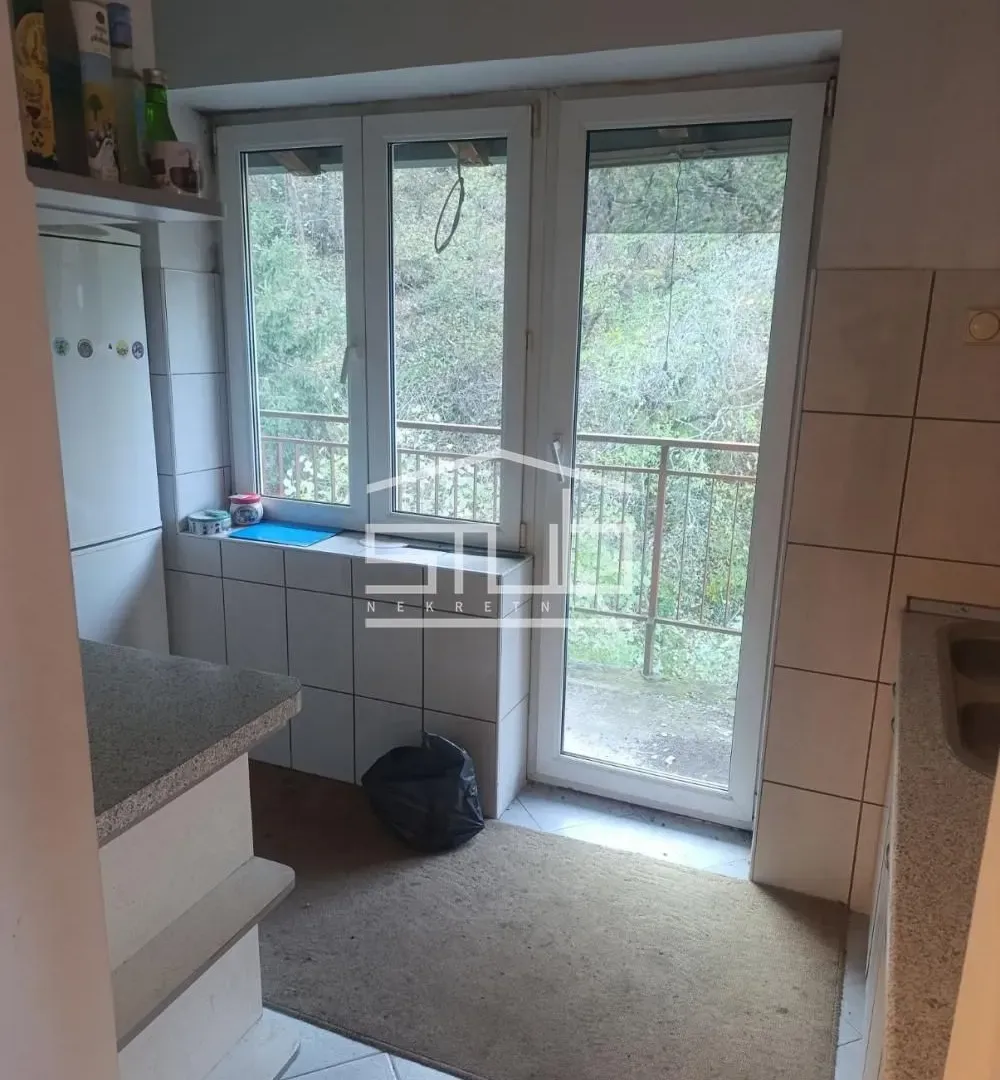 Sale, four bedroom apartment, 88m², Stari Košutnjak, Rakovica