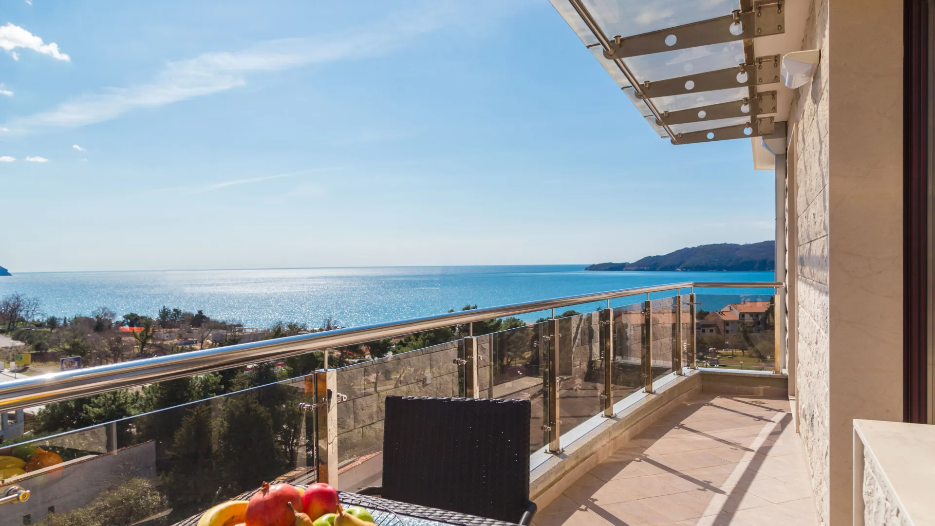 Sale, three bedroom apartment, 107m², Bečići, Budva