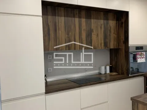 Izdavanje, trosoban stan, 75m², Savski Venac, Beograd - image 5