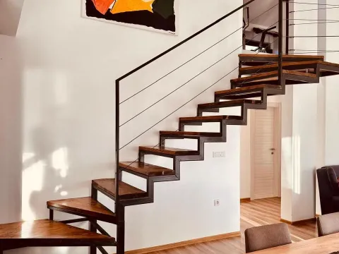 Izdavanje, trosoban stan, 130m², Mažina, Tivat - image 10