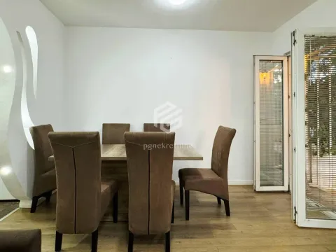 Izdavanje, dvosoban stan, 68m², Stari Aerodrom, Podgorica - image 3